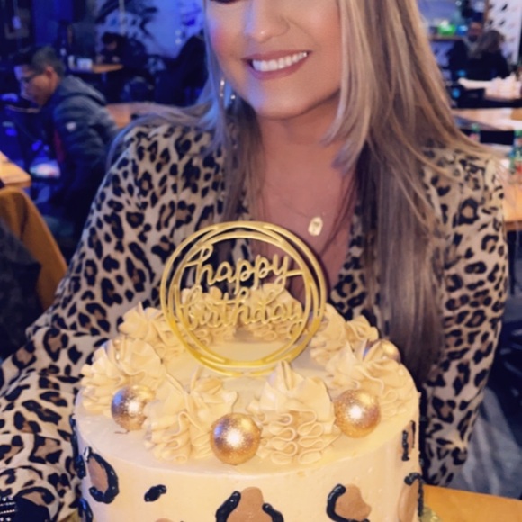 Meet your Posher, Erika - Picture 4 of 6